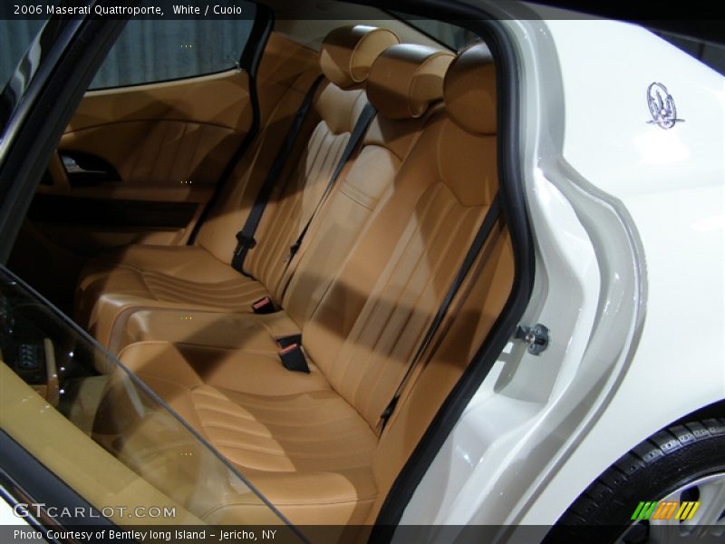 White / Cuoio 2006 Maserati Quattroporte