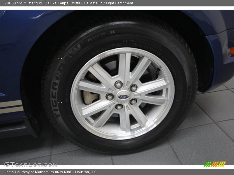 Vista Blue Metallic / Light Parchment 2006 Ford Mustang V6 Deluxe Coupe