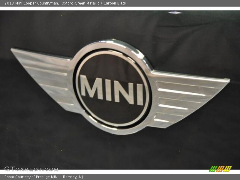 Oxford Green Metallic / Carbon Black 2013 Mini Cooper Countryman