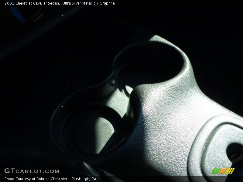 Ultra Silver Metallic / Graphite 2001 Chevrolet Cavalier Sedan