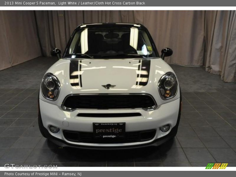 Light White / Leather/Cloth Hot Cross Carbon Black 2013 Mini Cooper S Paceman