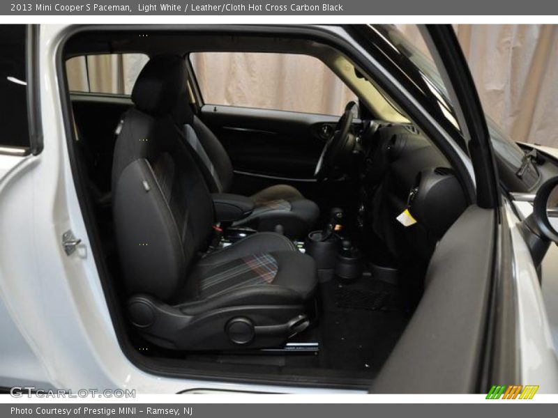 Light White / Leather/Cloth Hot Cross Carbon Black 2013 Mini Cooper S Paceman