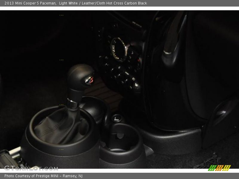 Light White / Leather/Cloth Hot Cross Carbon Black 2013 Mini Cooper S Paceman