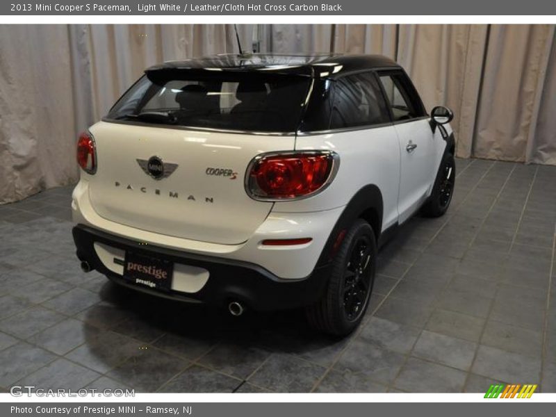 Light White / Leather/Cloth Hot Cross Carbon Black 2013 Mini Cooper S Paceman