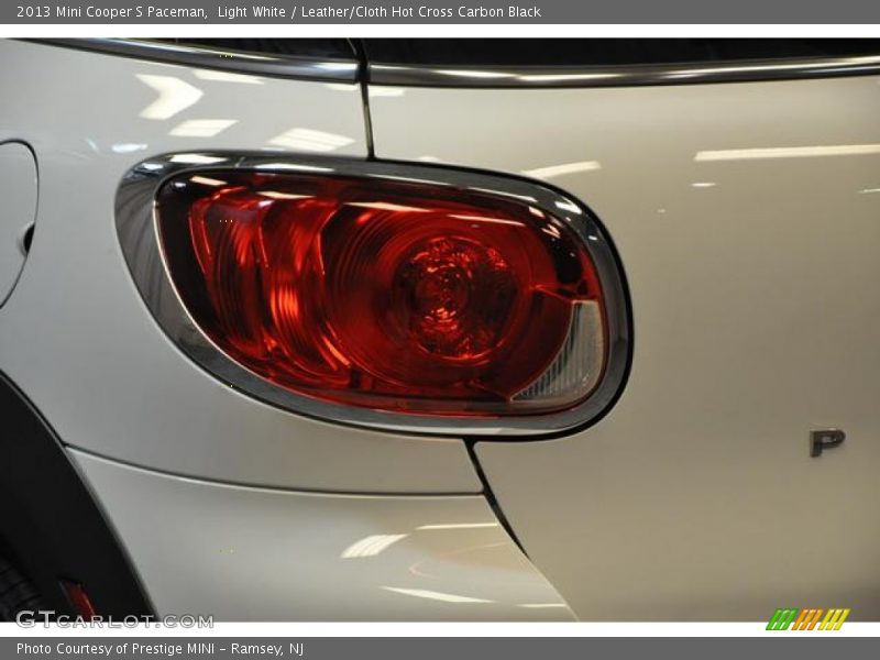 Light White / Leather/Cloth Hot Cross Carbon Black 2013 Mini Cooper S Paceman