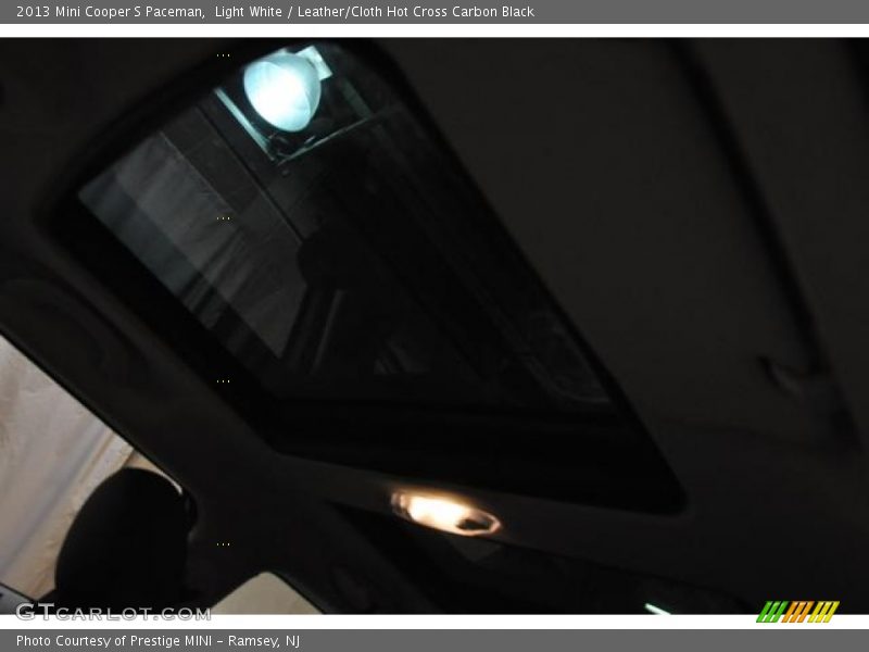 Light White / Leather/Cloth Hot Cross Carbon Black 2013 Mini Cooper S Paceman