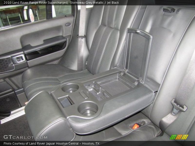 Rear Seat of 2010 Range Rover Supercharged