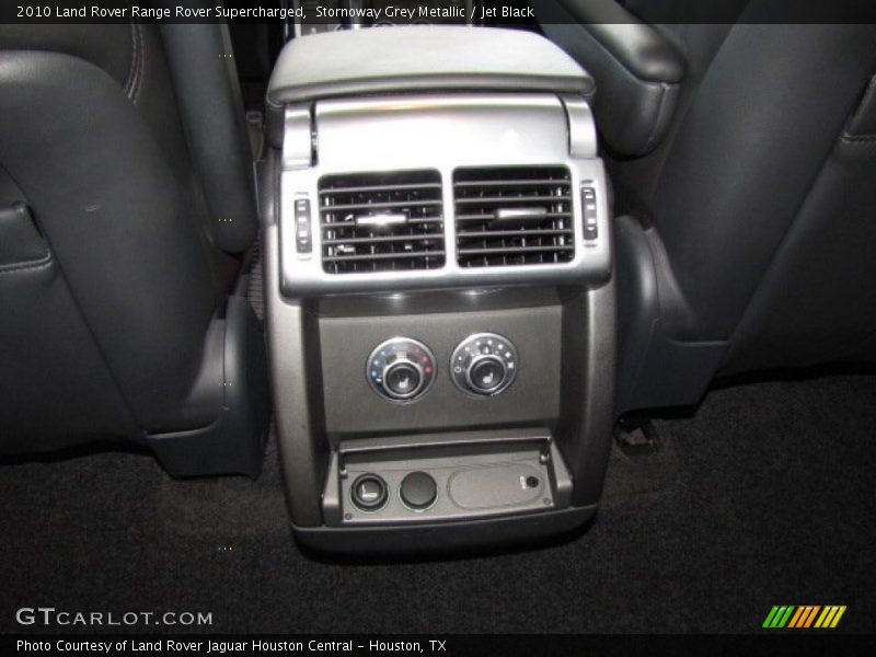 Controls of 2010 Range Rover Supercharged