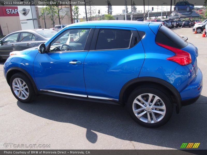 Electric Blue / Black/Silver Trim 2011 Nissan Juke SV