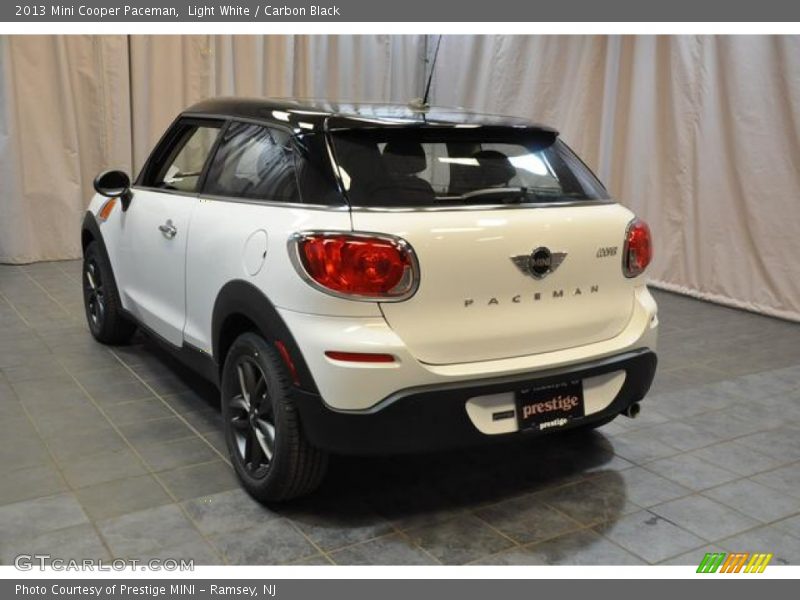 Light White / Carbon Black 2013 Mini Cooper Paceman