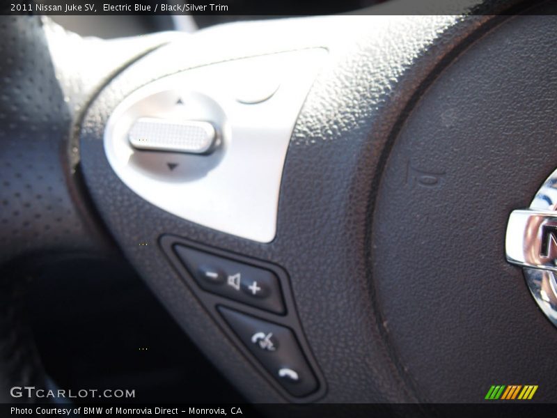 Electric Blue / Black/Silver Trim 2011 Nissan Juke SV