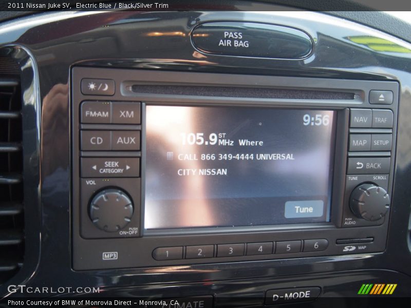 Electric Blue / Black/Silver Trim 2011 Nissan Juke SV