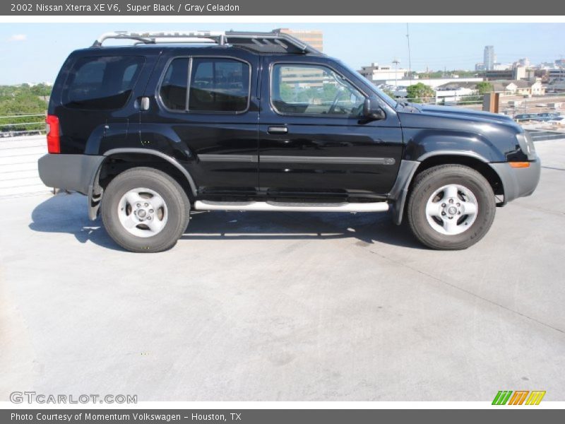 Super Black / Gray Celadon 2002 Nissan Xterra XE V6