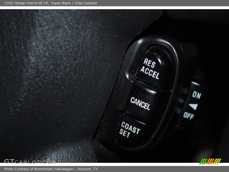 Super Black / Gray Celadon 2002 Nissan Xterra XE V6
