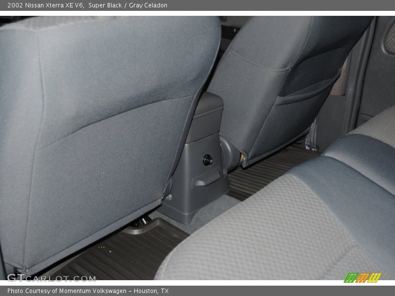 Super Black / Gray Celadon 2002 Nissan Xterra XE V6
