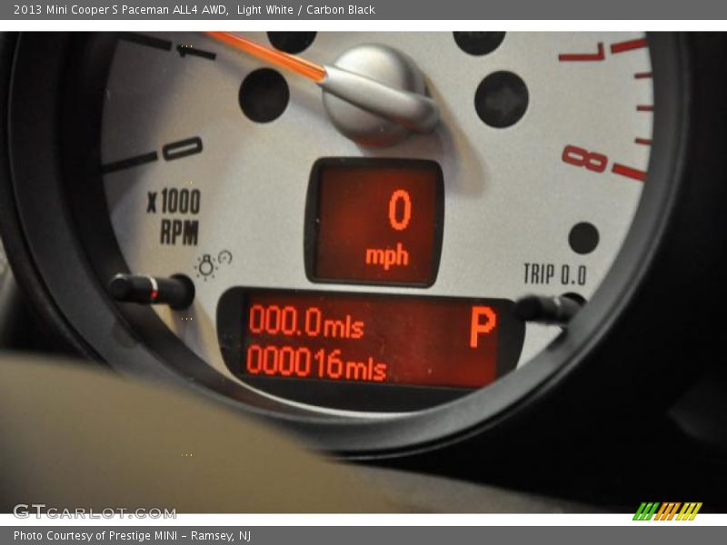Light White / Carbon Black 2013 Mini Cooper S Paceman ALL4 AWD