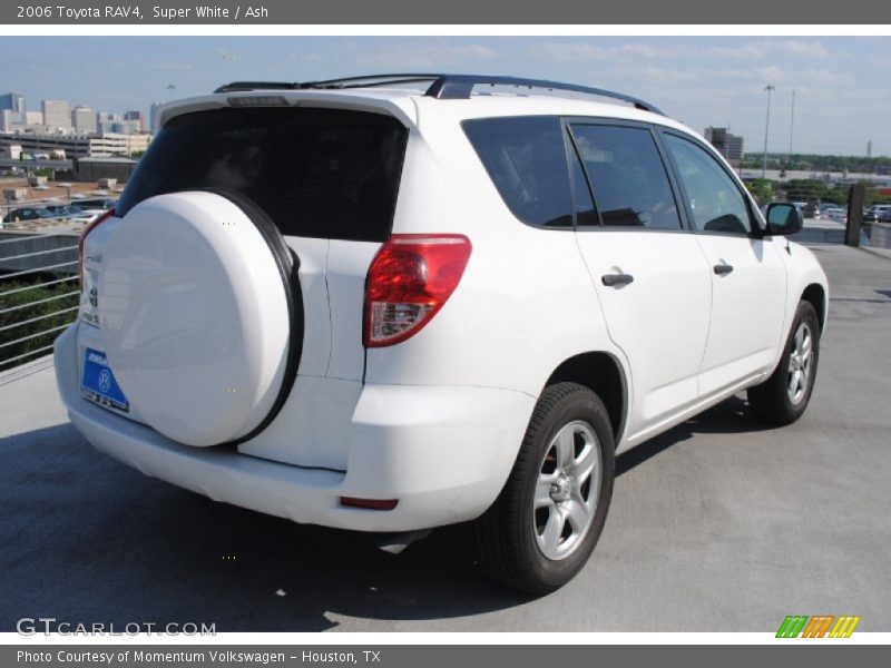 Super White / Ash 2006 Toyota RAV4