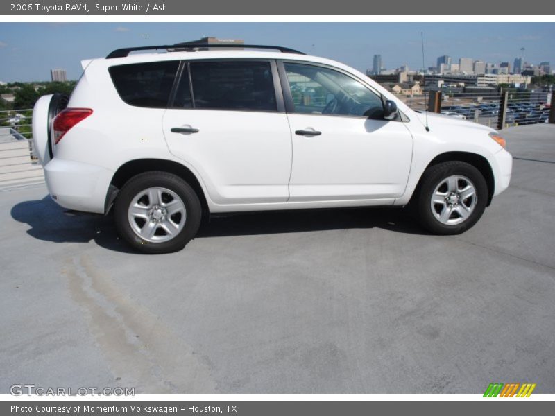 Super White / Ash 2006 Toyota RAV4