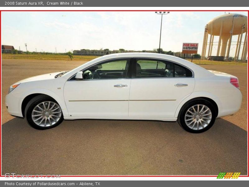 Cream White / Black 2008 Saturn Aura XR