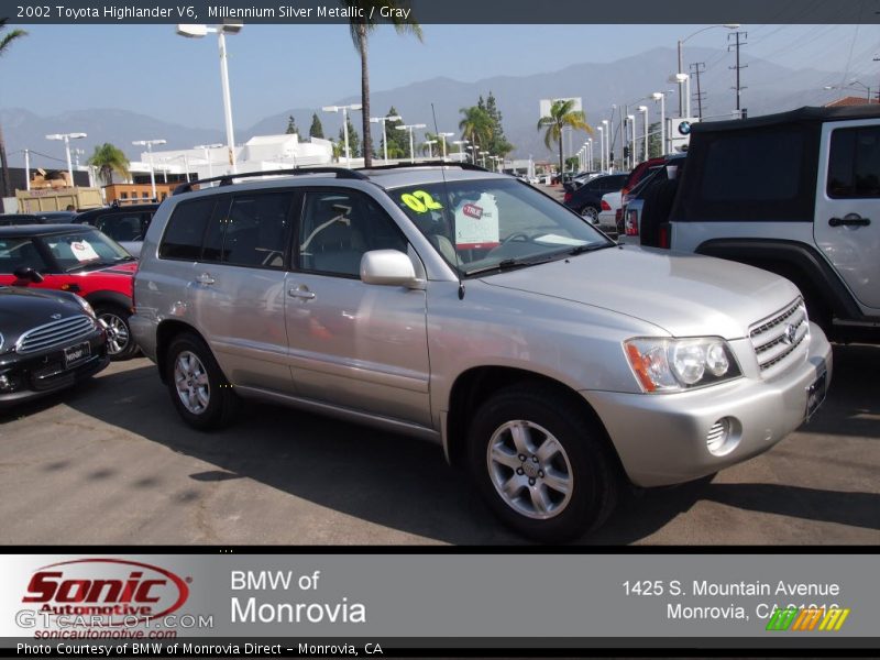 Millennium Silver Metallic / Gray 2002 Toyota Highlander V6