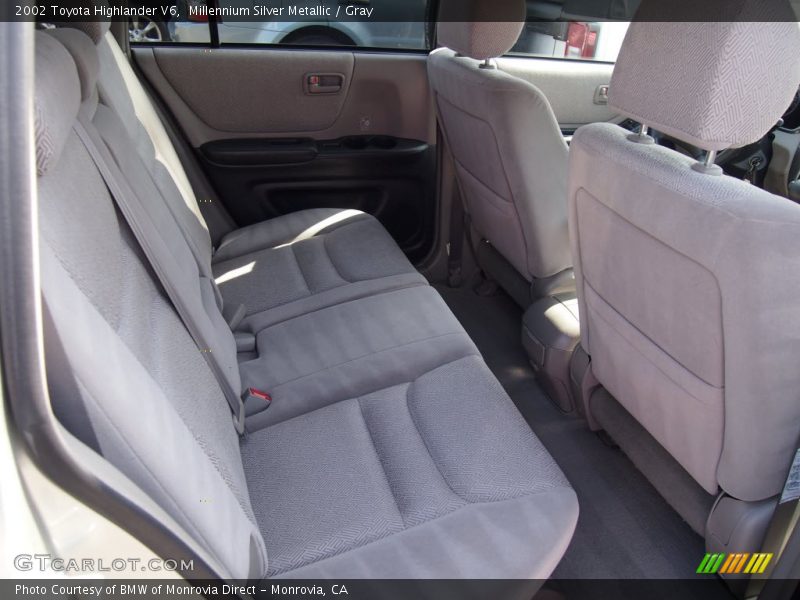 Millennium Silver Metallic / Gray 2002 Toyota Highlander V6