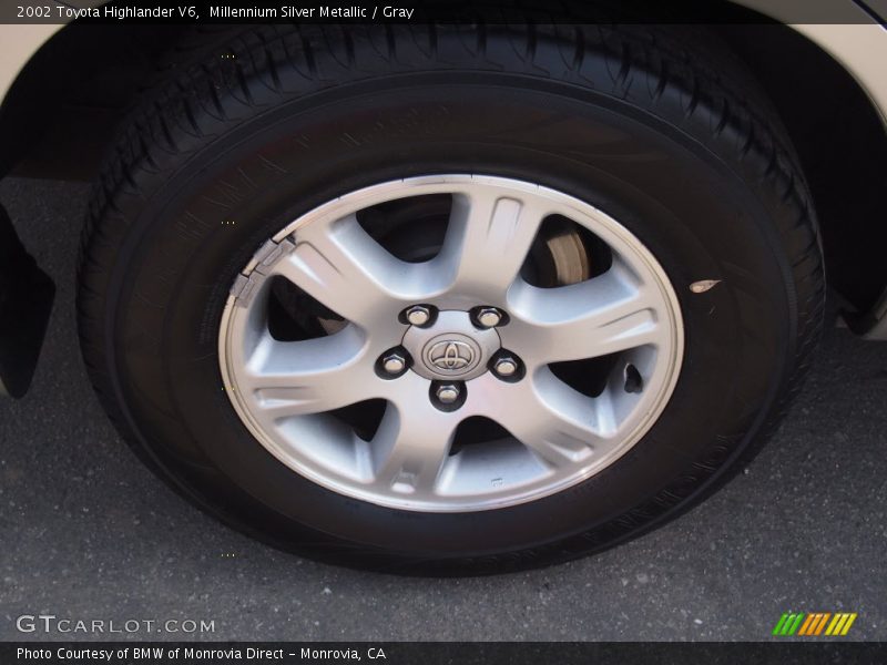 Millennium Silver Metallic / Gray 2002 Toyota Highlander V6