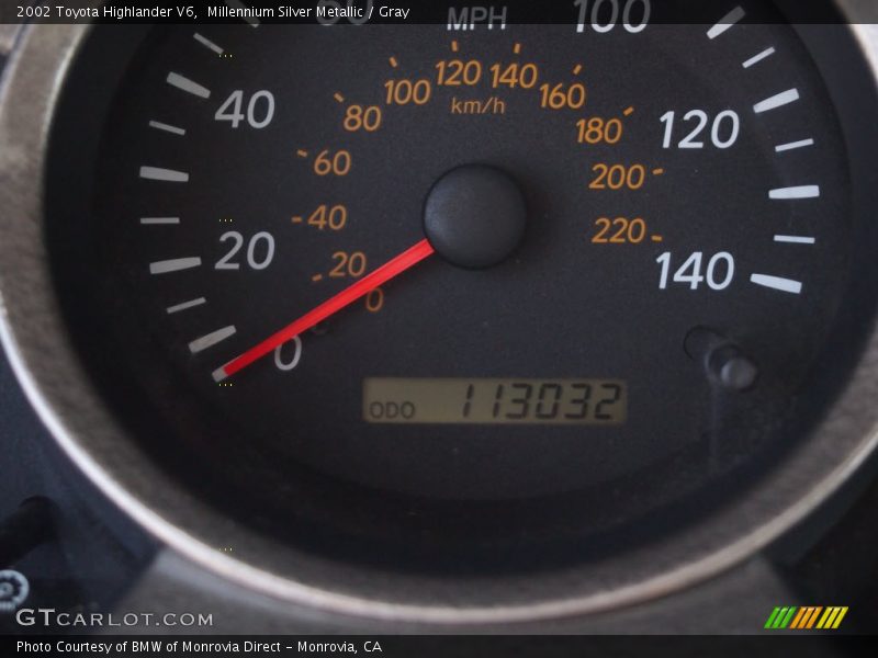 Millennium Silver Metallic / Gray 2002 Toyota Highlander V6
