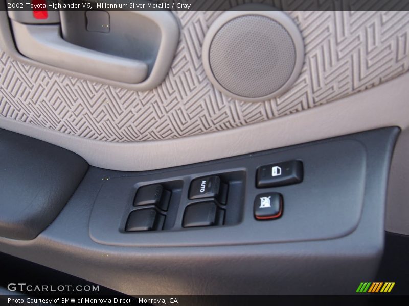 Millennium Silver Metallic / Gray 2002 Toyota Highlander V6