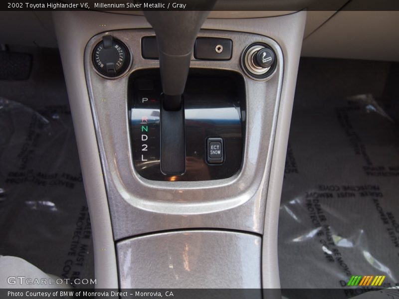Millennium Silver Metallic / Gray 2002 Toyota Highlander V6