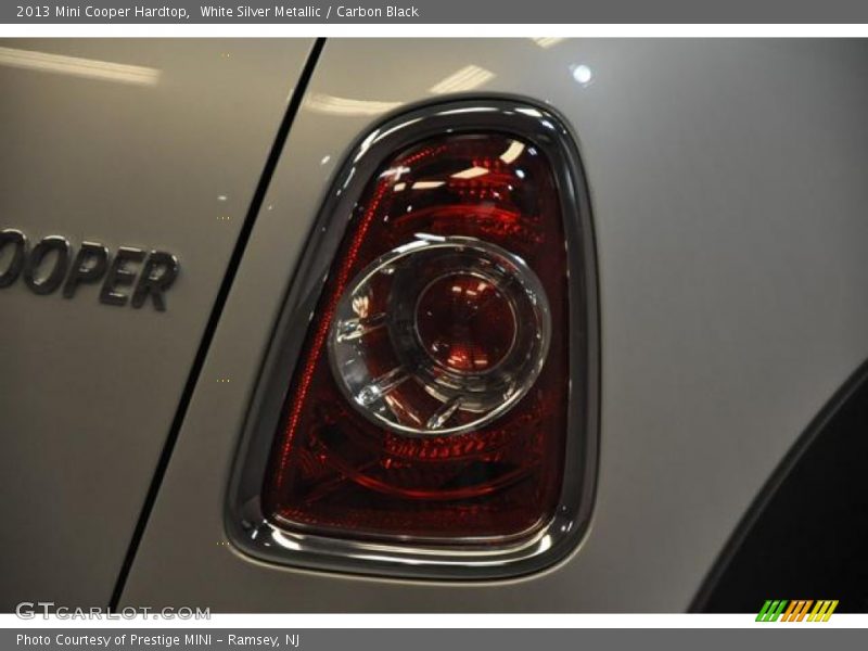White Silver Metallic / Carbon Black 2013 Mini Cooper Hardtop