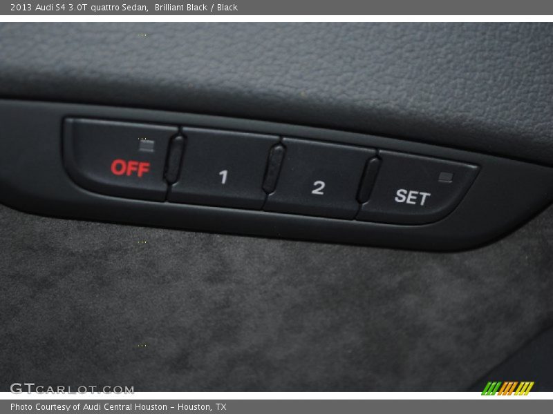 Brilliant Black / Black 2013 Audi S4 3.0T quattro Sedan