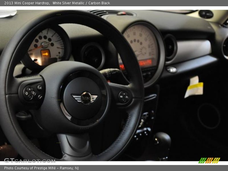White Silver Metallic / Carbon Black 2013 Mini Cooper Hardtop