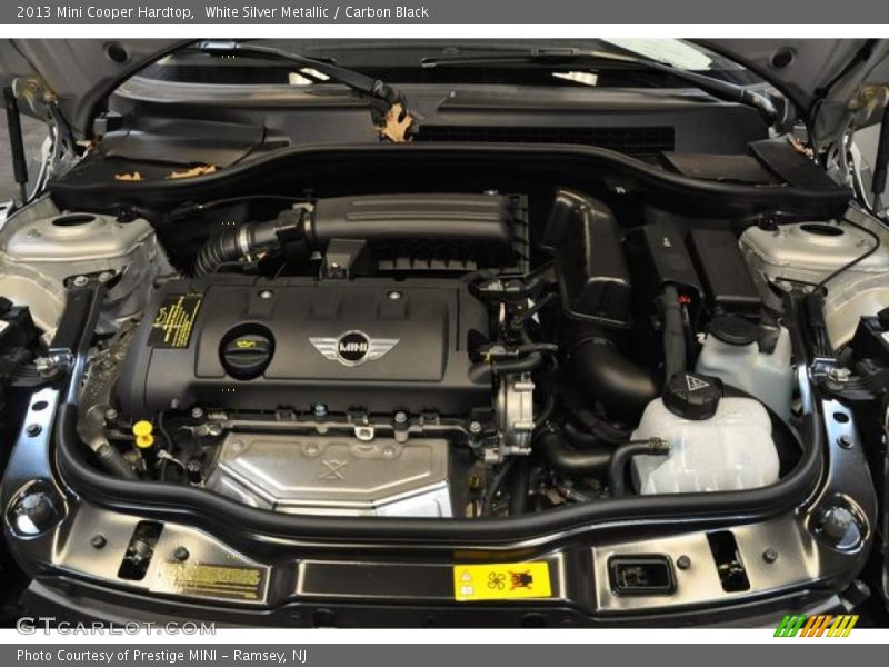 White Silver Metallic / Carbon Black 2013 Mini Cooper Hardtop
