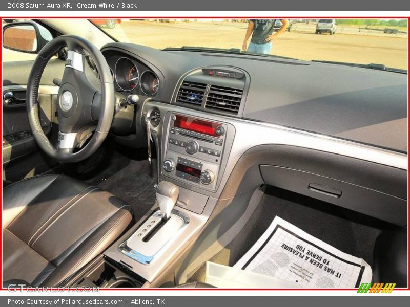 Cream White / Black 2008 Saturn Aura XR