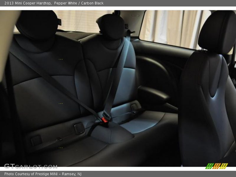 Pepper White / Carbon Black 2013 Mini Cooper Hardtop