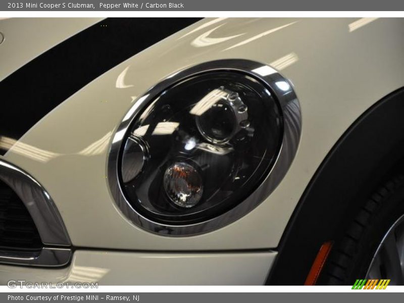 Pepper White / Carbon Black 2013 Mini Cooper S Clubman