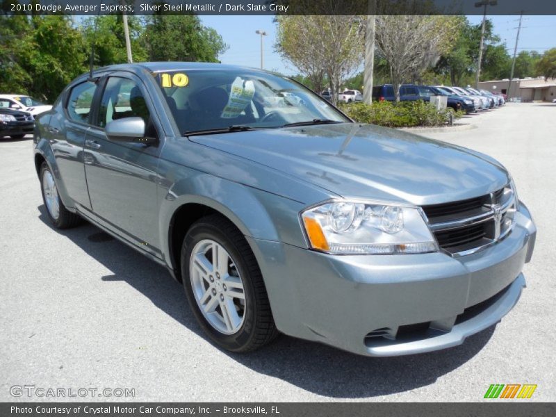 Front 3/4 View of 2010 Avenger Express