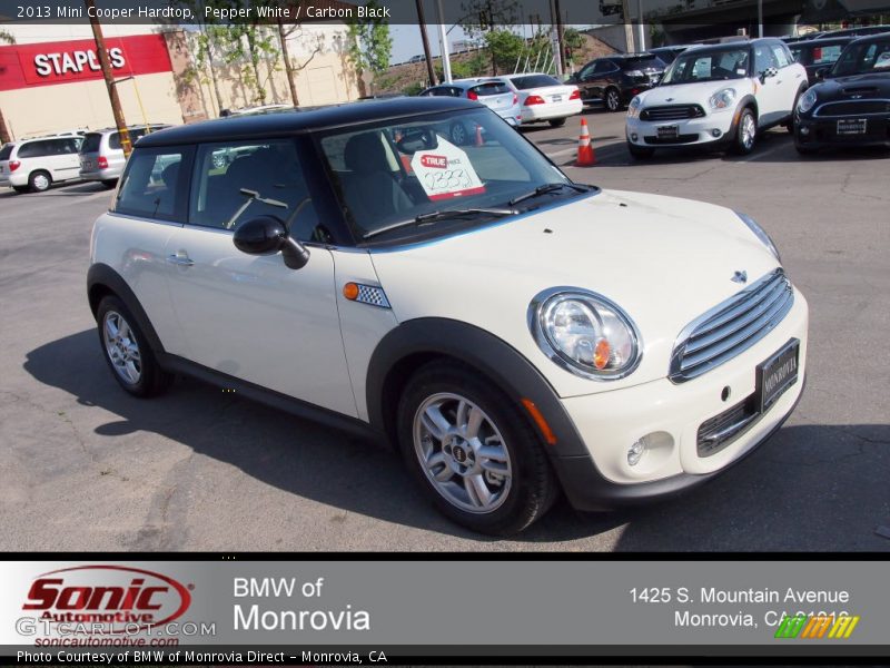 Pepper White / Carbon Black 2013 Mini Cooper Hardtop