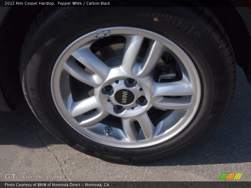 Pepper White / Carbon Black 2013 Mini Cooper Hardtop