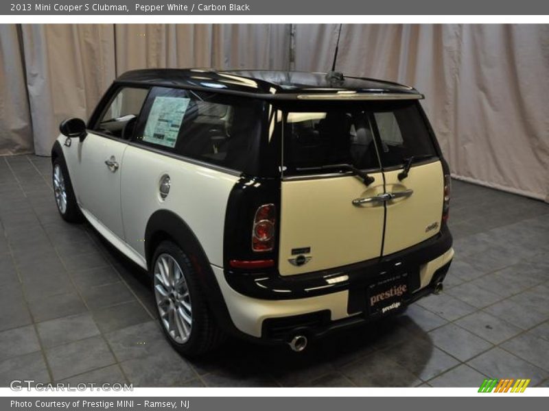 Pepper White / Carbon Black 2013 Mini Cooper S Clubman