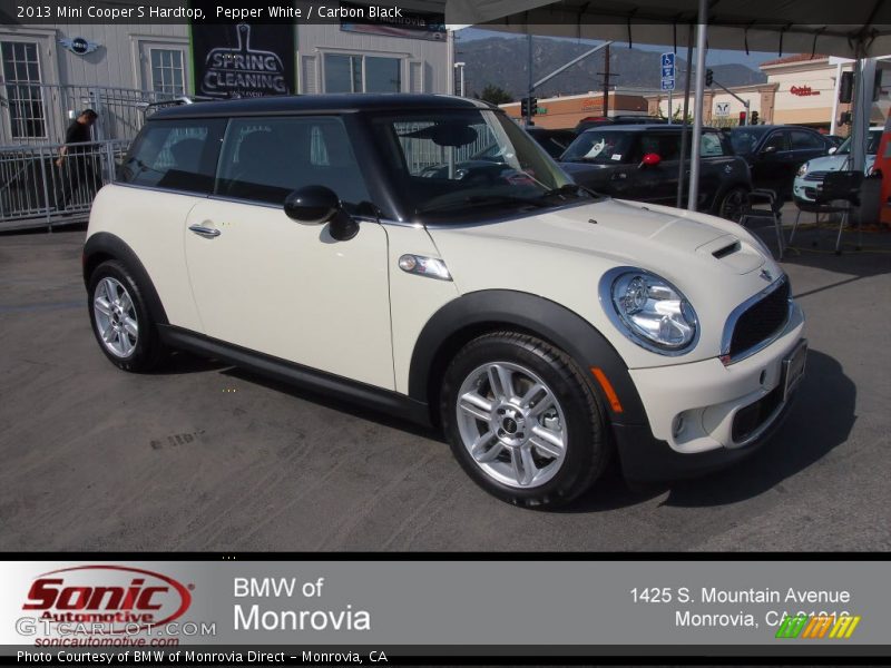 Pepper White / Carbon Black 2013 Mini Cooper S Hardtop