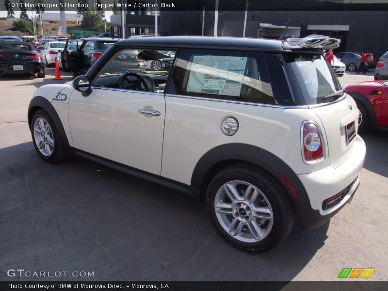 Pepper White / Carbon Black 2013 Mini Cooper S Hardtop