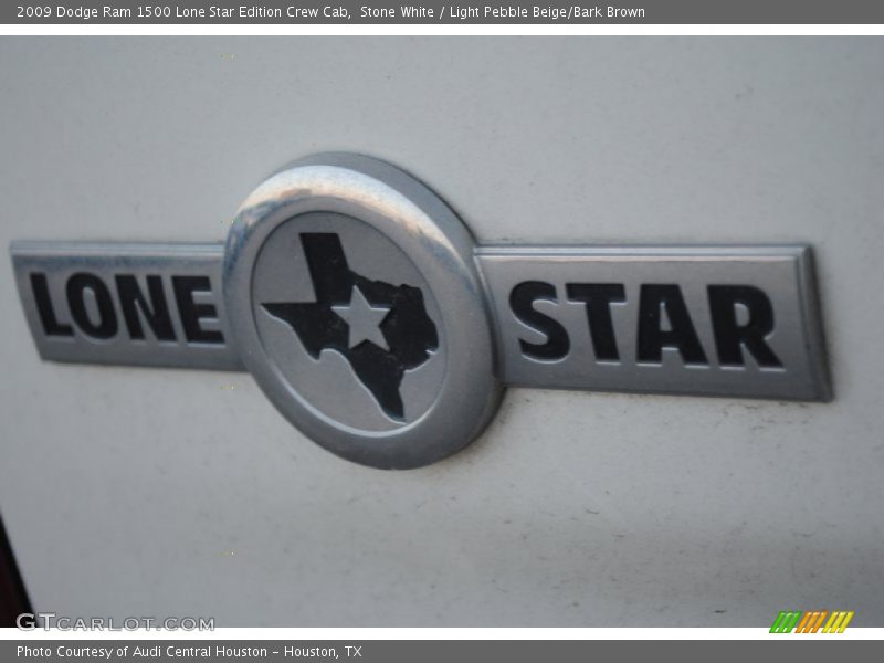 Stone White / Light Pebble Beige/Bark Brown 2009 Dodge Ram 1500 Lone Star Edition Crew Cab