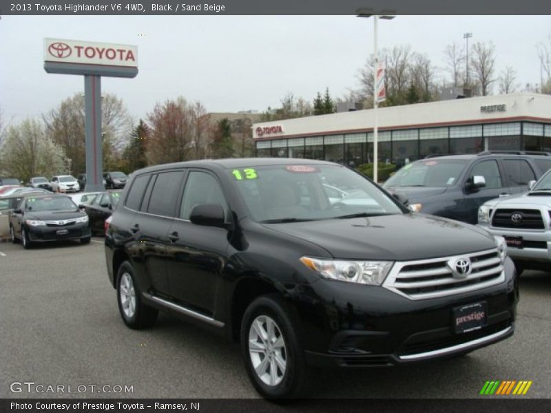 Black / Sand Beige 2013 Toyota Highlander V6 4WD