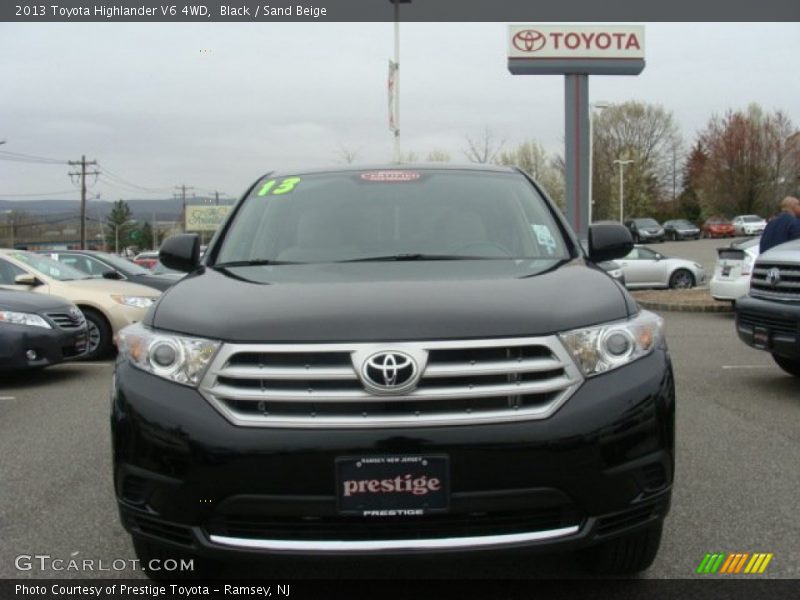 Black / Sand Beige 2013 Toyota Highlander V6 4WD