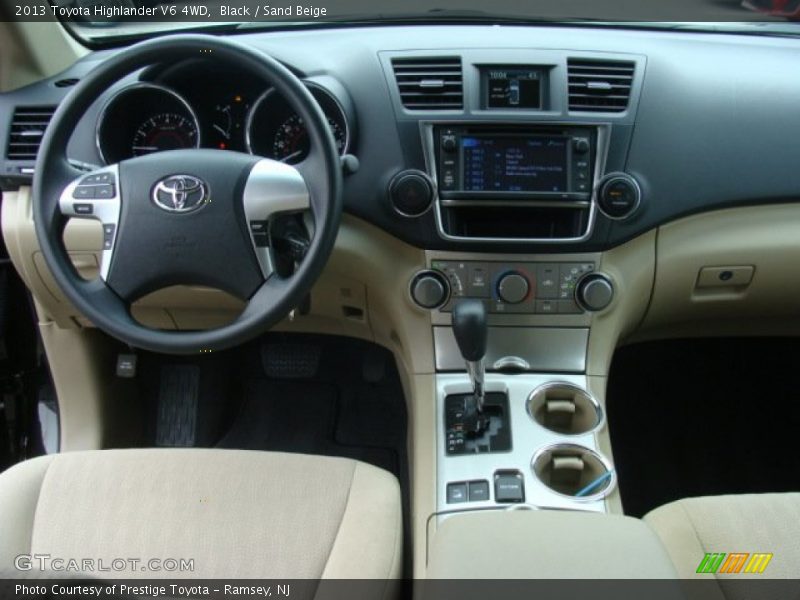 Black / Sand Beige 2013 Toyota Highlander V6 4WD