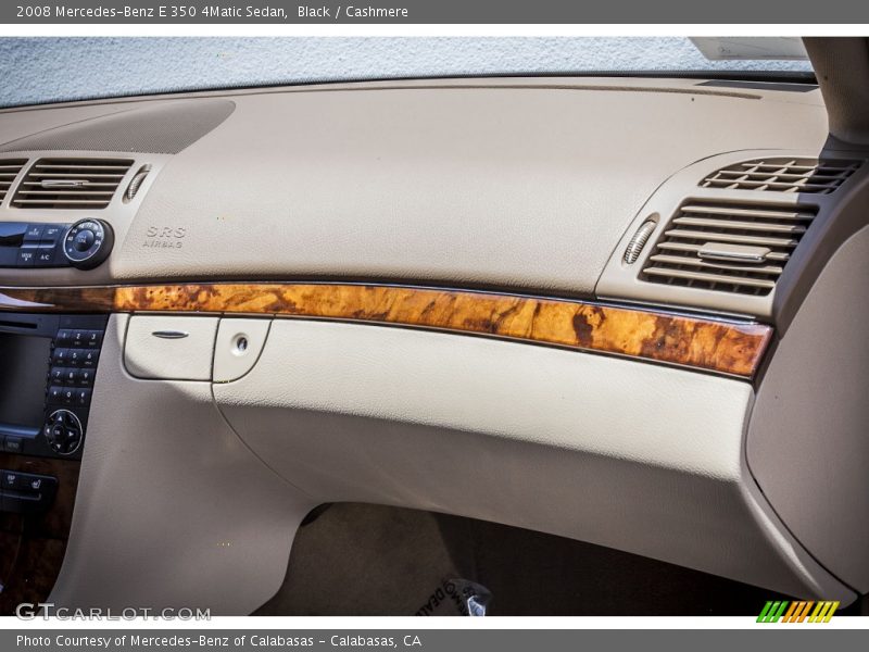 Dashboard of 2008 E 350 4Matic Sedan