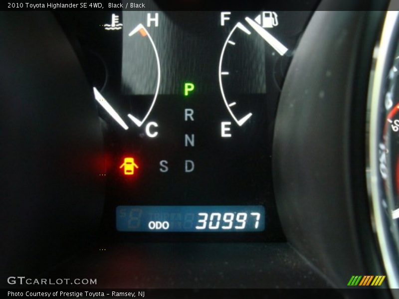 Black / Black 2010 Toyota Highlander SE 4WD