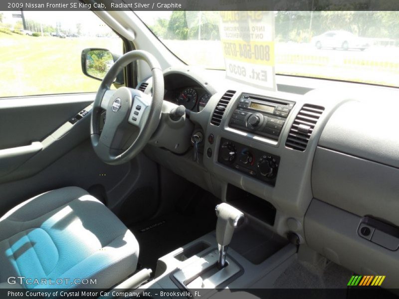 Radiant Silver / Graphite 2009 Nissan Frontier SE King Cab
