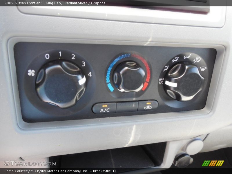 Radiant Silver / Graphite 2009 Nissan Frontier SE King Cab